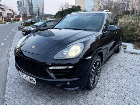 Porsche Cayenne GTS 2014