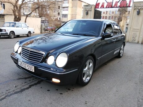 Mercedes E 240 1999