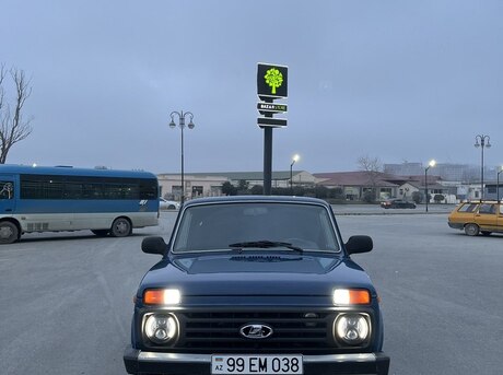 LADA (VAZ) Niva 2013