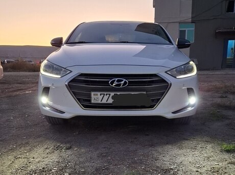 Hyundai Avante 2015