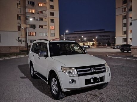 Mitsubishi Pajero 2007
