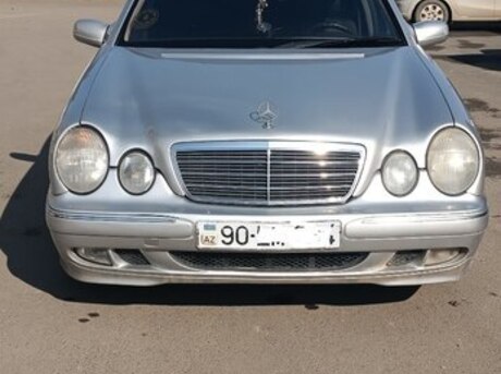 Mercedes E 270 2000