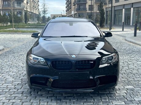 BMW 528