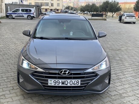 Hyundai Elantra 2019