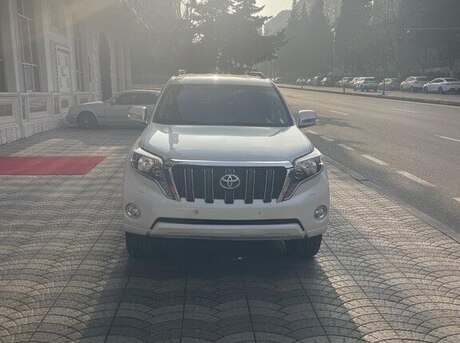 Toyota Land Cruiser Prado 2013
