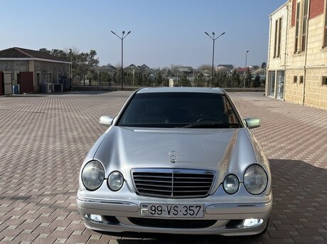 Mercedes E 220 1999