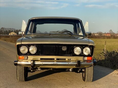 LADA (VAZ) 2106 2000