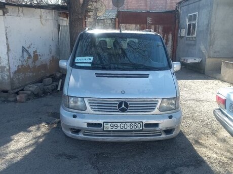 Mercedes V 220 1999