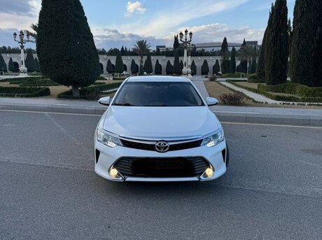 Toyota Camry 2016
