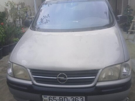 Opel Sintra 1999