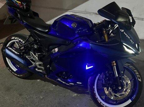 Yamaha R15