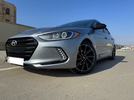Hyundai Elantra 2016