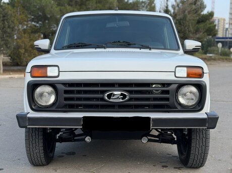 LADA (VAZ) Niva 2013