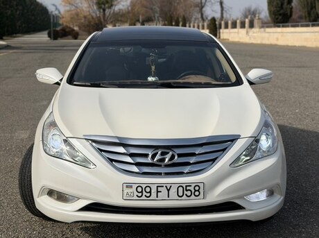 Hyundai Sonata 2010