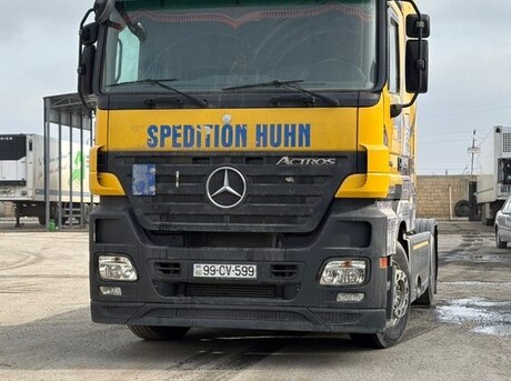 Mercedes Actros 1846
