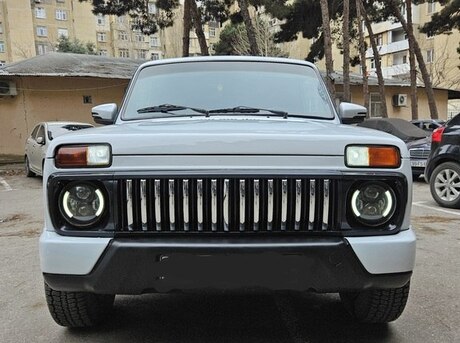 LADA (VAZ) Niva 2013