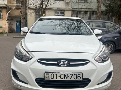 Hyundai Accent 2015