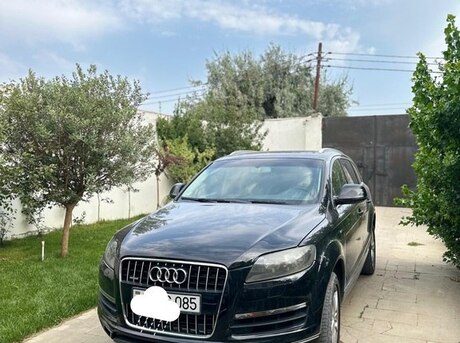 Audi Q7 2010