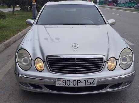 Mercedes E 240 2002