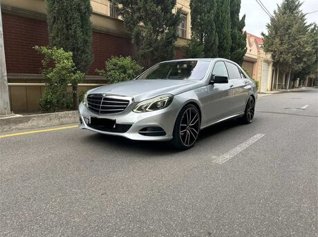 Mercedes E 220 2014