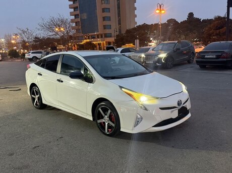 Toyota Prius 2018