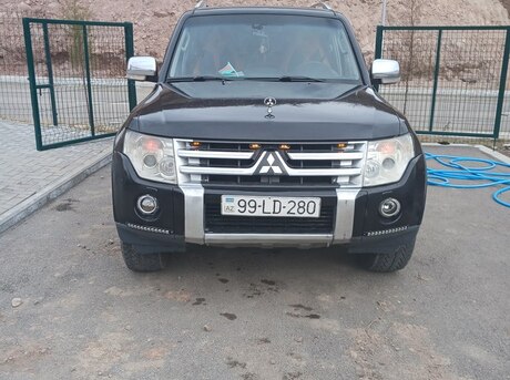 Mitsubishi Pajero 2007
