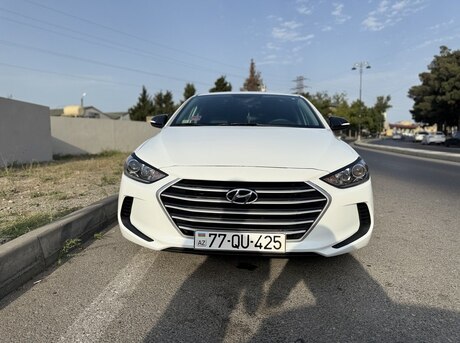 Hyundai Elantra 2016