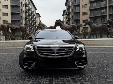 Mercedes  2017
