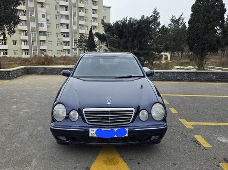 Mercedes E 240 2000