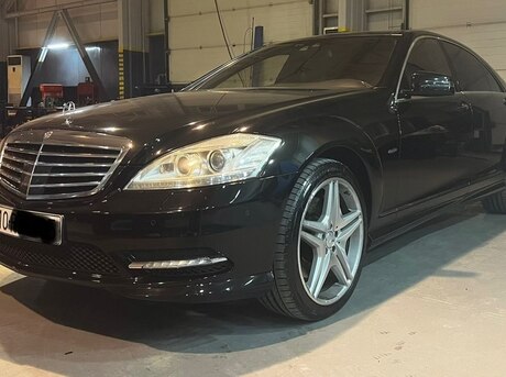 Mercedes S 500 2011