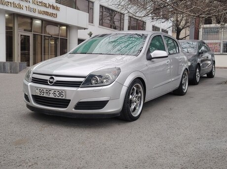 Opel Astra 2005
