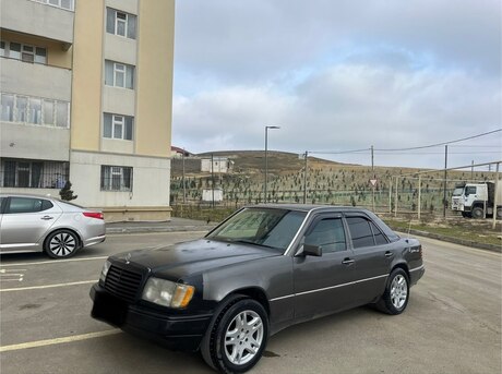 Mercedes 220 E 1993