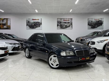 Mercedes C 240