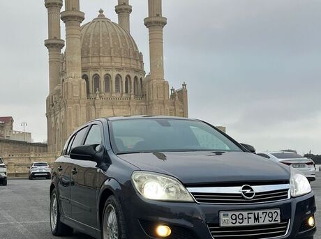Opel Astra 2009