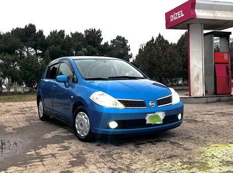 Nissan Tiida 2007