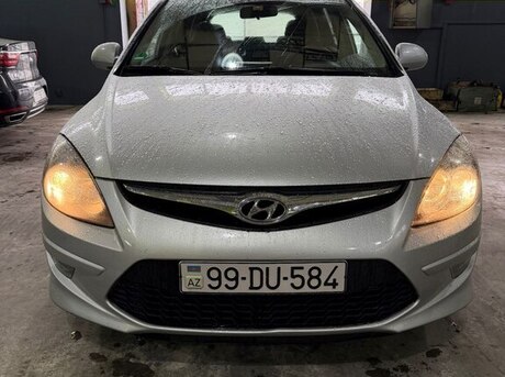 Hyundai i30 2010