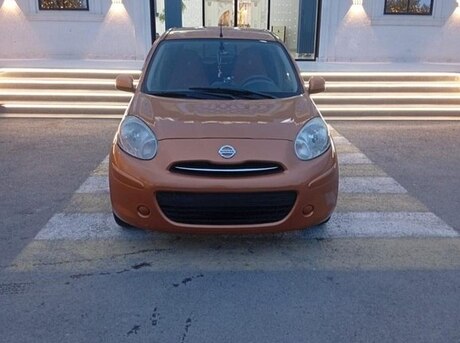 Nissan March 2011