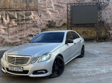 Mercedes E 220 2010