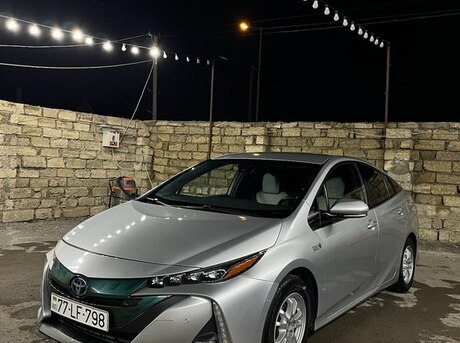 Toyota Prius Prime