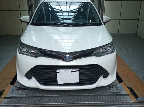 Toyota Corolla Fielder 2016
