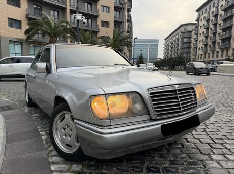 Mercedes E 220 1993