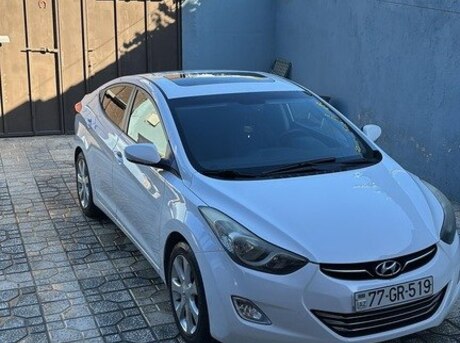 Hyundai Elantra 2013
