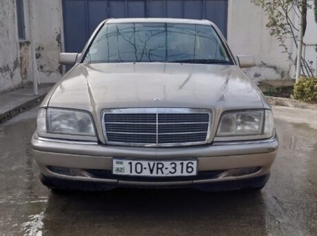 Mercedes C 220