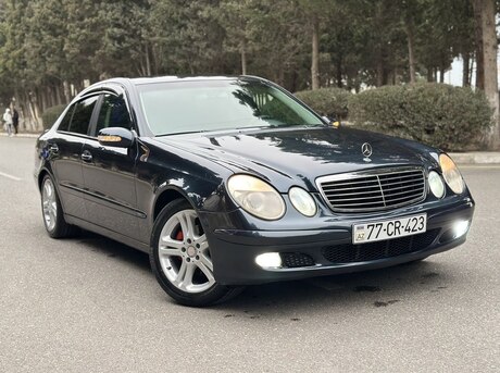 Mercedes E 220 2002