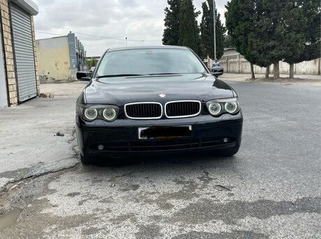 BMW 735 2002