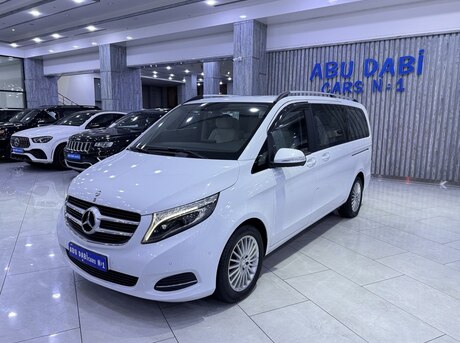 Mercedes V 250