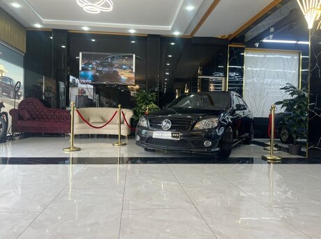 Mercedes C 300