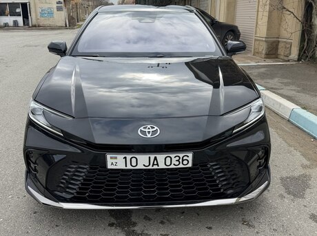 Toyota Camry 2024
