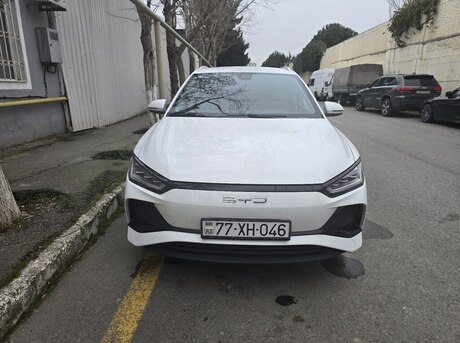 BYD e2 2024