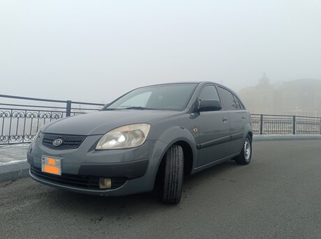 Kia Rio 2005